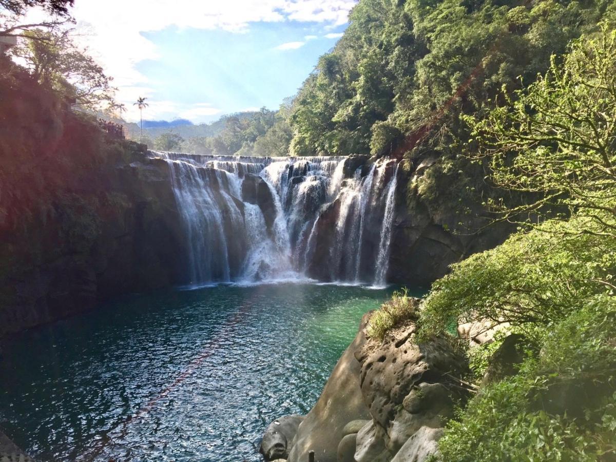 晶晶輕旅民宿 New Taipei City Buitenkant foto